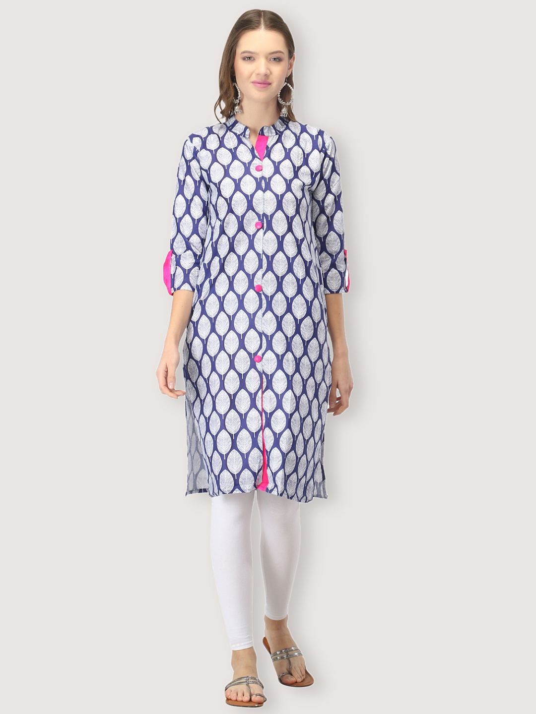 

FEMMIBELLA Women Blue & White Geometric Printed Kurta