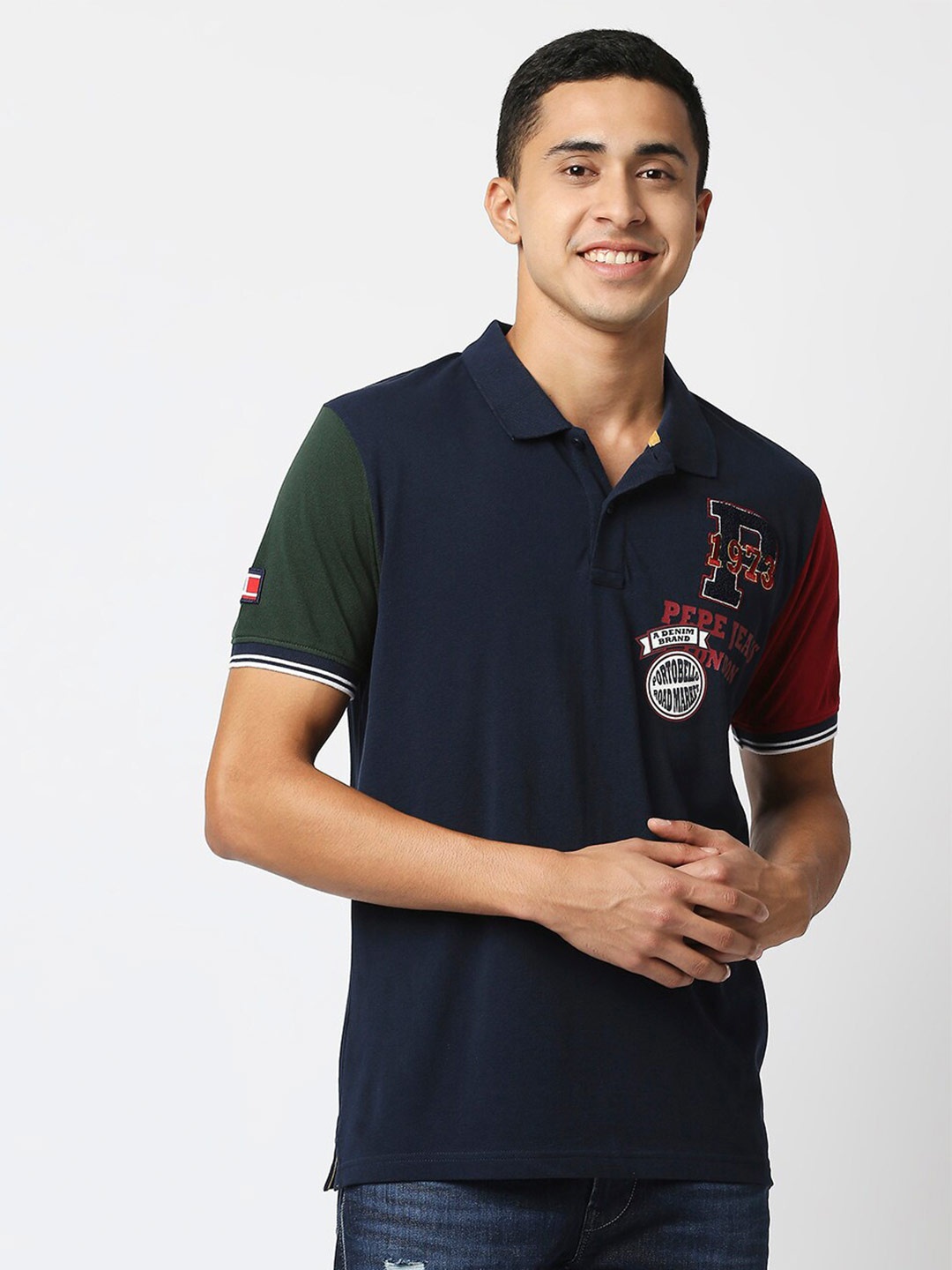 

Pepe Jeans Men Navy Blue Polo Collar Applique T-shirt