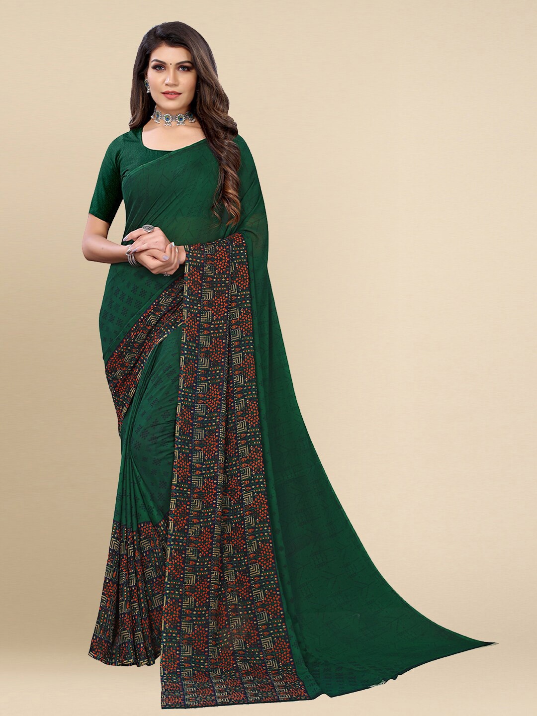 

Poshyaa Women Green & Orange Geometric Printed Saree