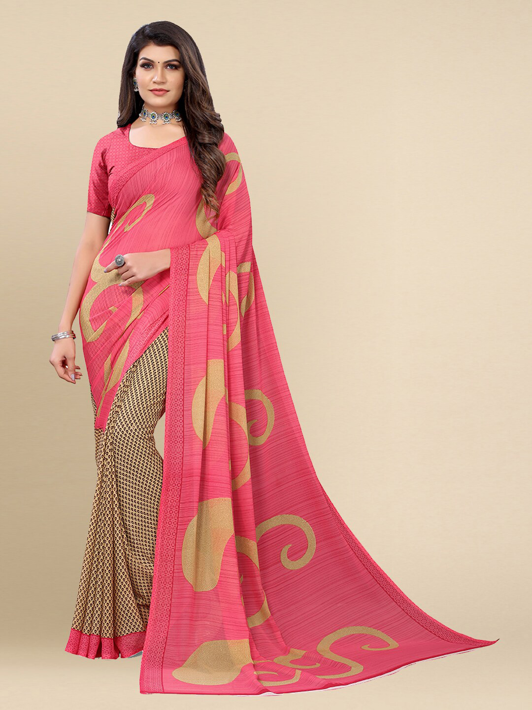 

Poshyaa Women Pink & Beige Paisley Printed Saree