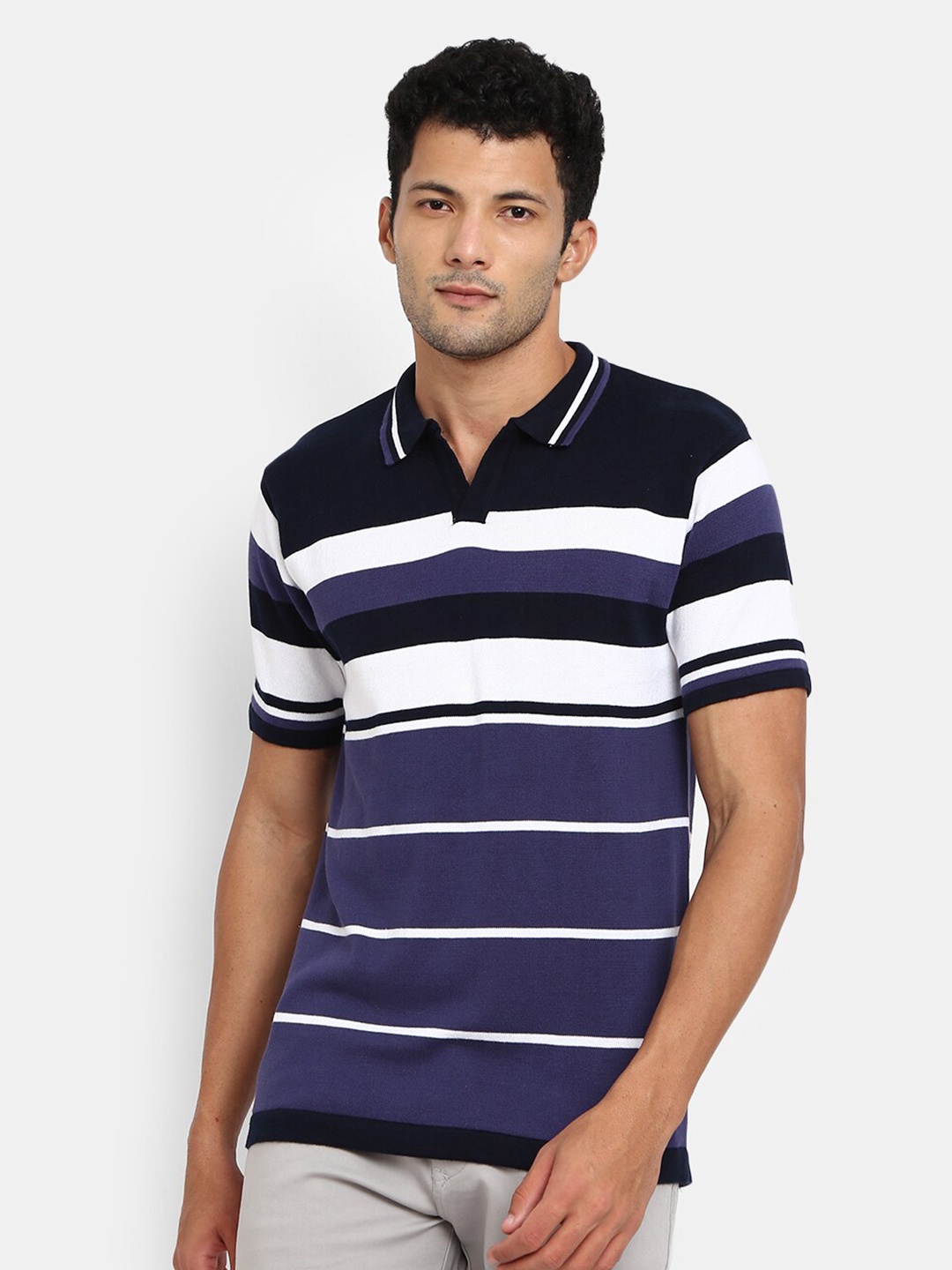 

V-Mart Men Blue Striped Polo Collar Slim Fit T-shirt