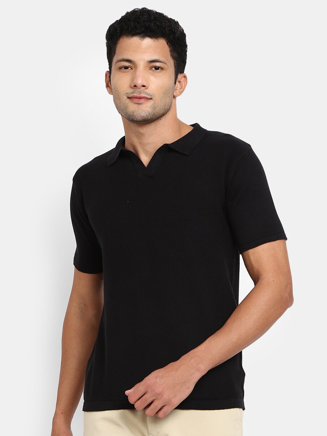 

V-Mart Men Black Polo Collar Slim Fit T-shirt
