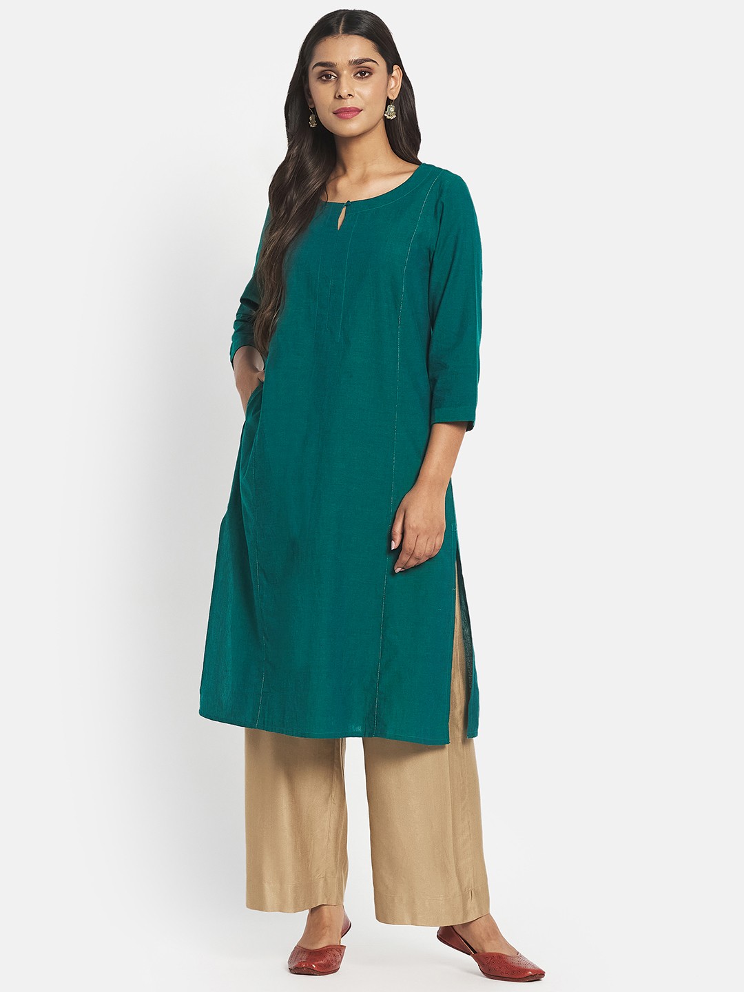 

Fabindia Women Green Pure Cotton Solid Keyhole Neck Kurta