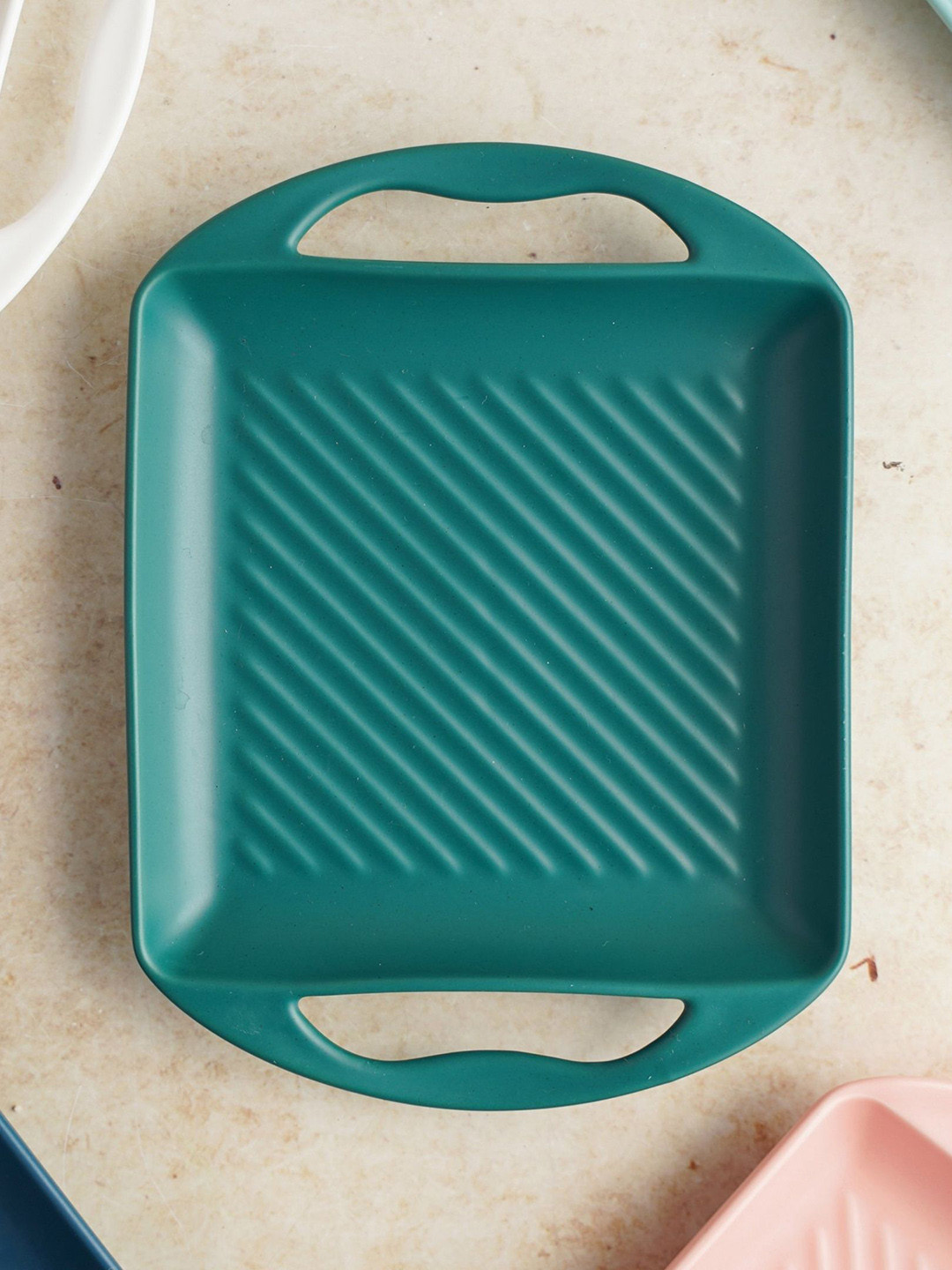 

Nestasia Green Textured Square Baking Tray