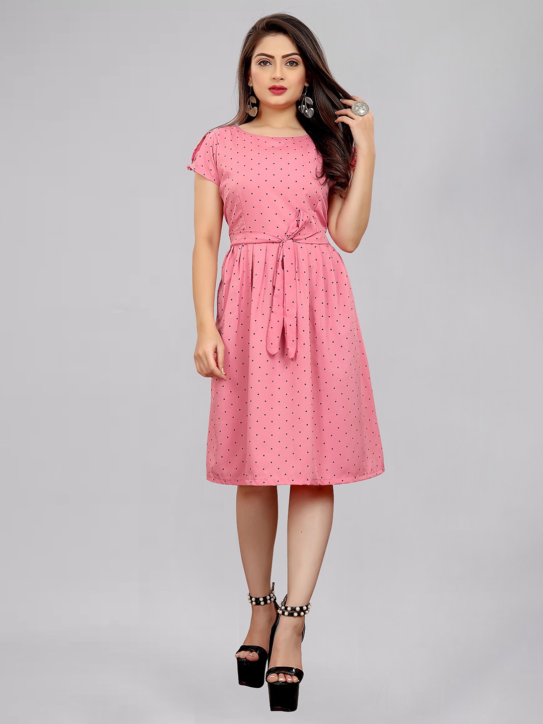 

MODLI 20 FASHION Pink Crepe Dress