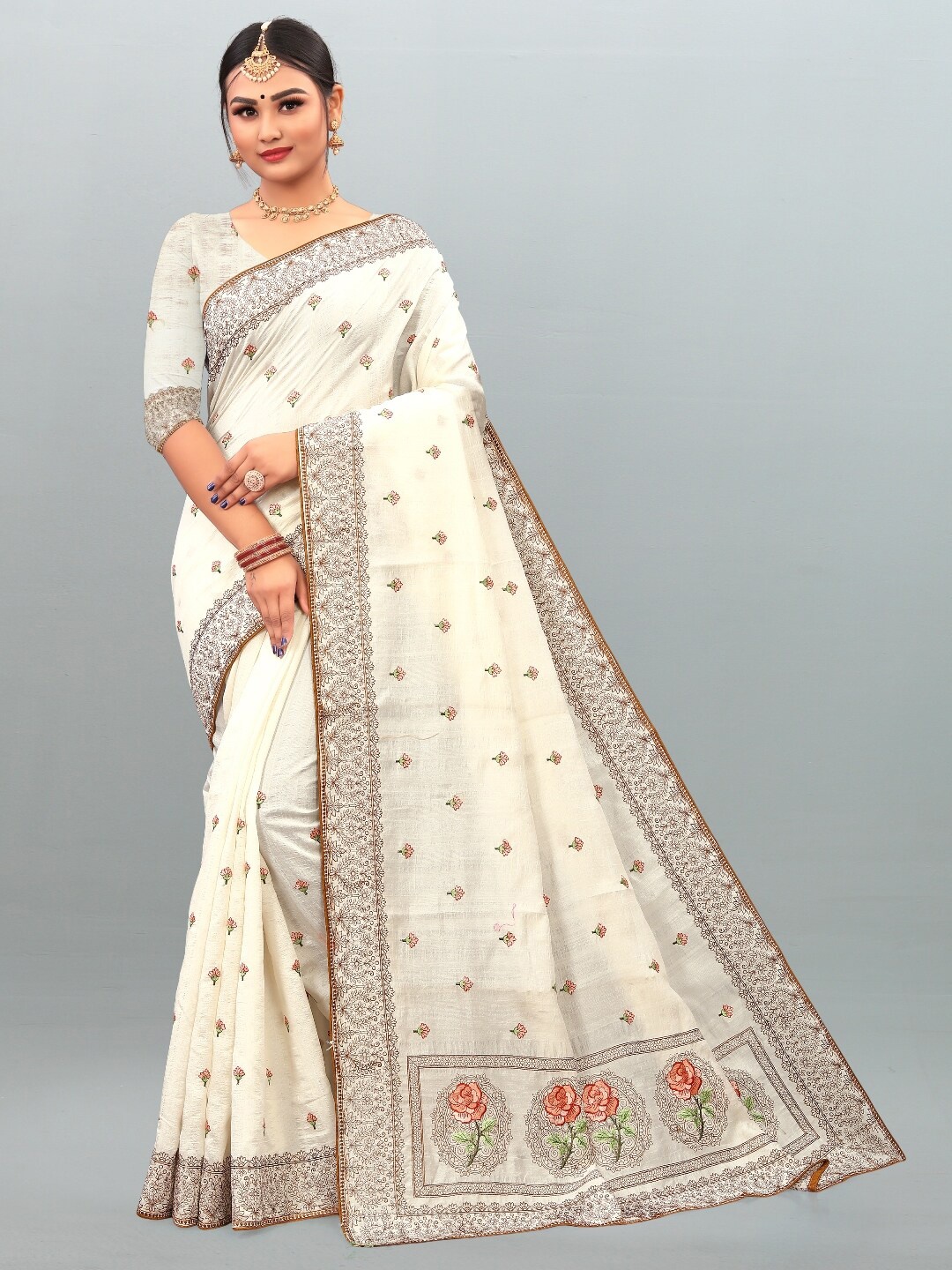 

GAJARAI Women White & Brown Floral Embroidered Banarasi Saree