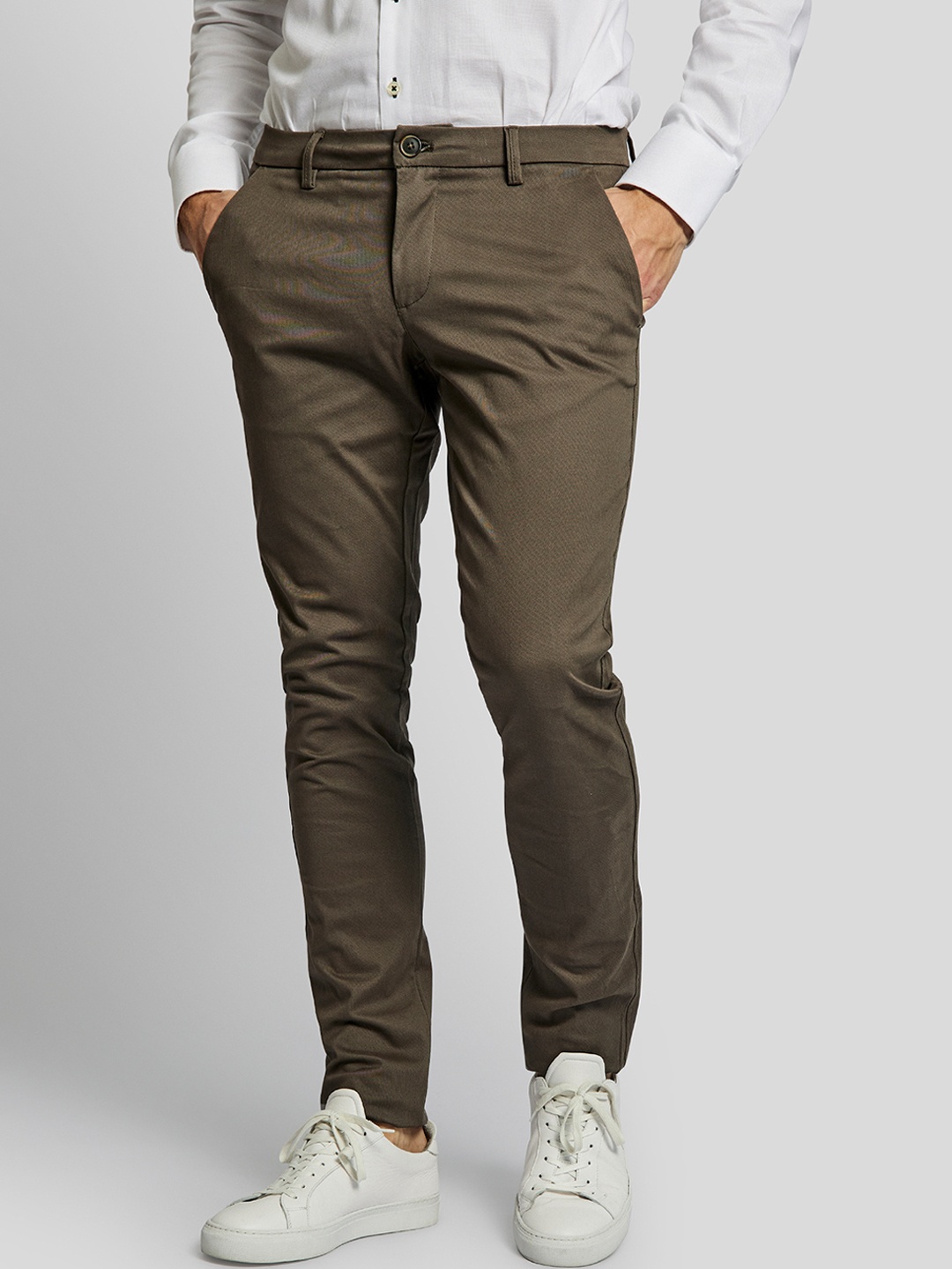 

Bruun & Stengade Men Olive Green Slim Fit Trousers