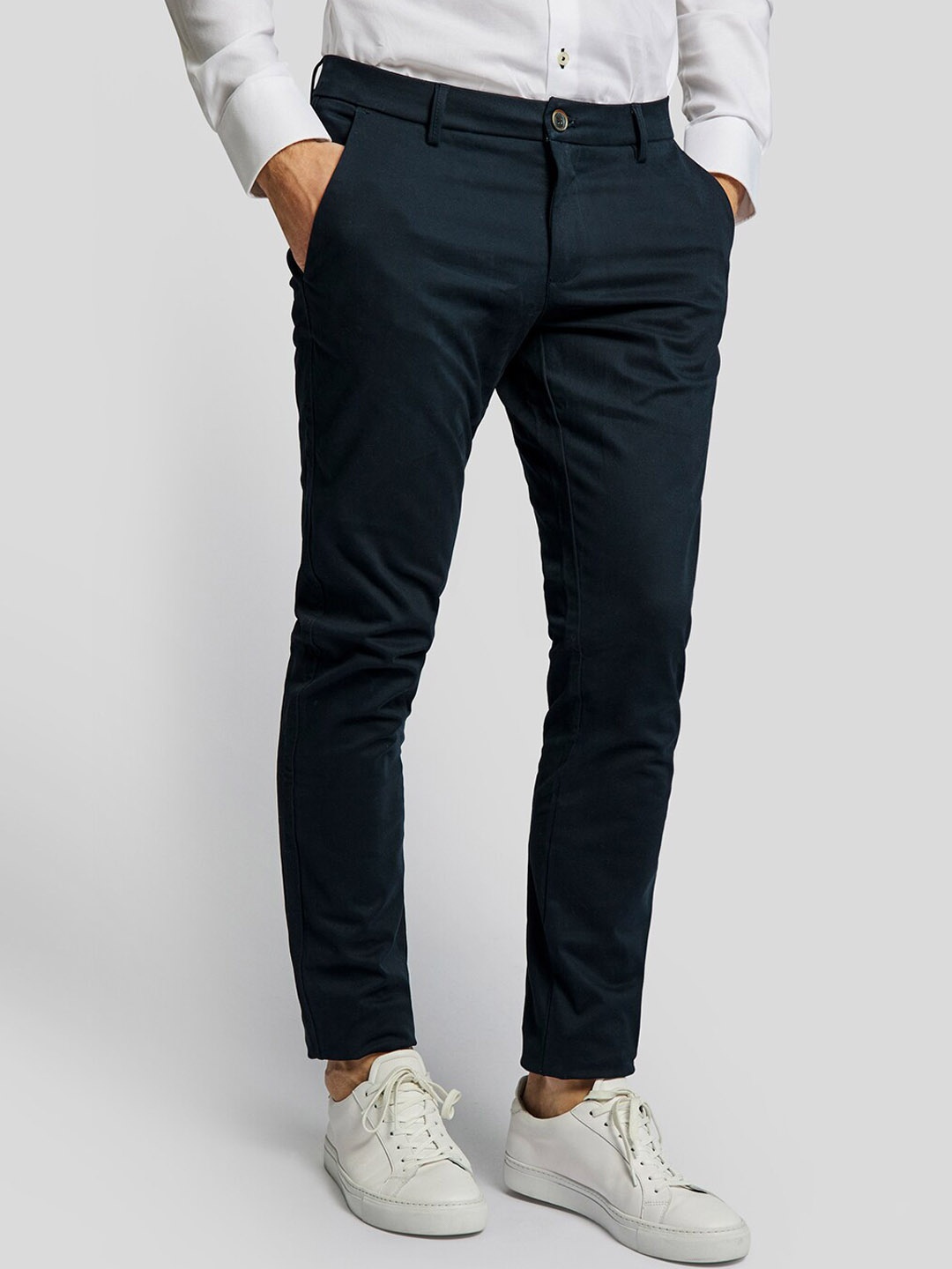 

Bruun & Stengade Men Navy Blue Slim Fit Chinos Trousers