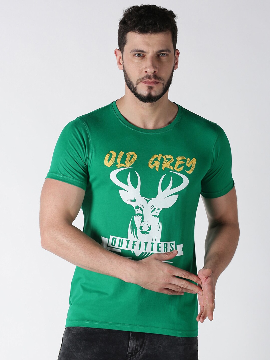 

Old Grey Men Green Printed Applique Slim Fit T-shirt