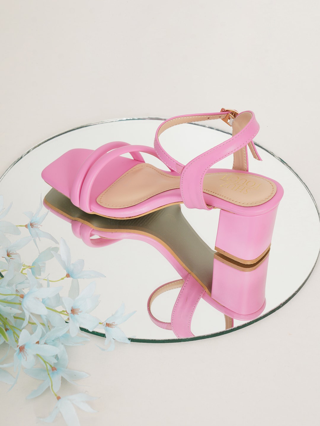 

SHUZ TOUCH Women Pink Embellished Block Heels