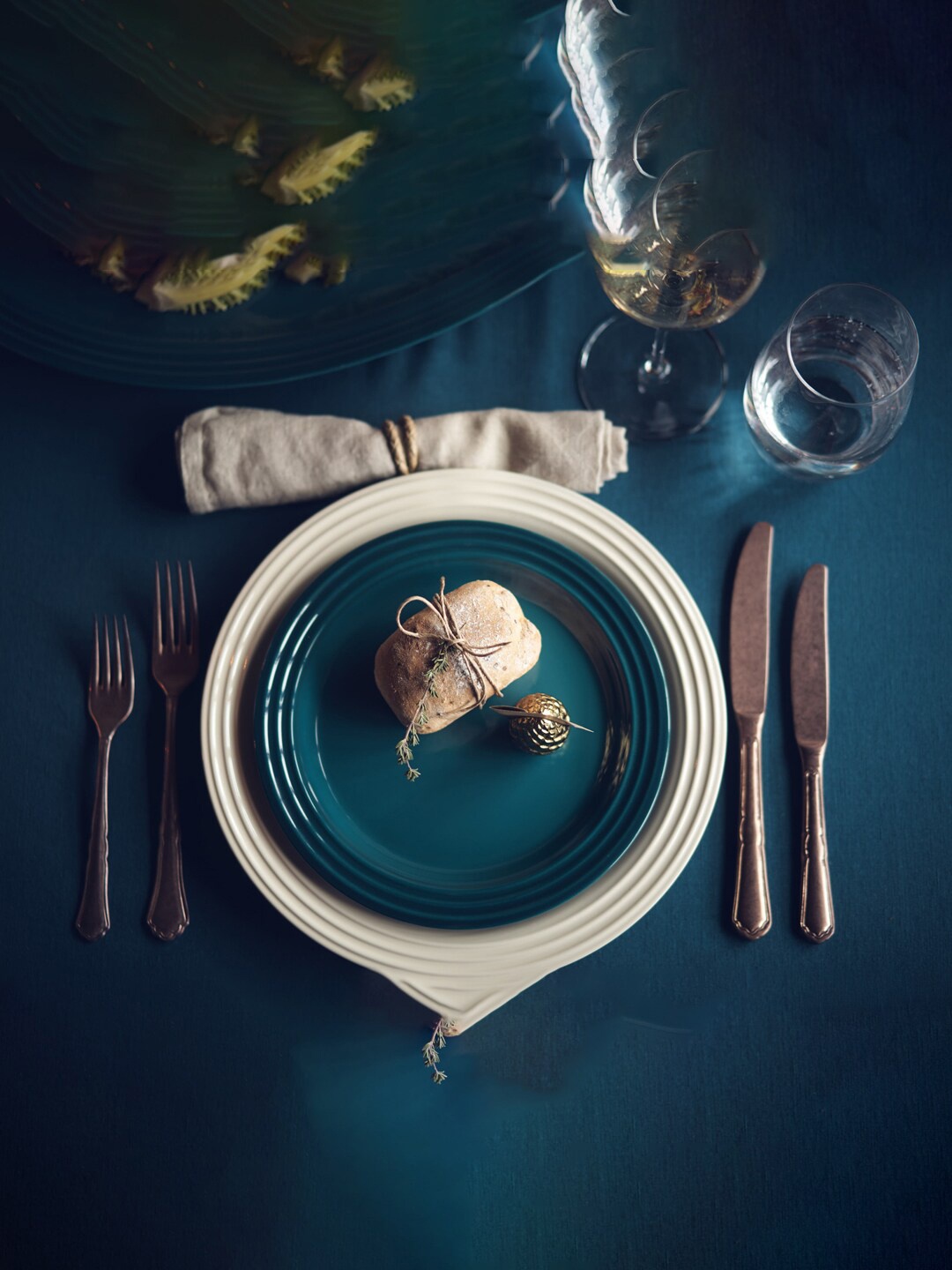 

LE CREUSET Teal Blue Solid Serving Dish
