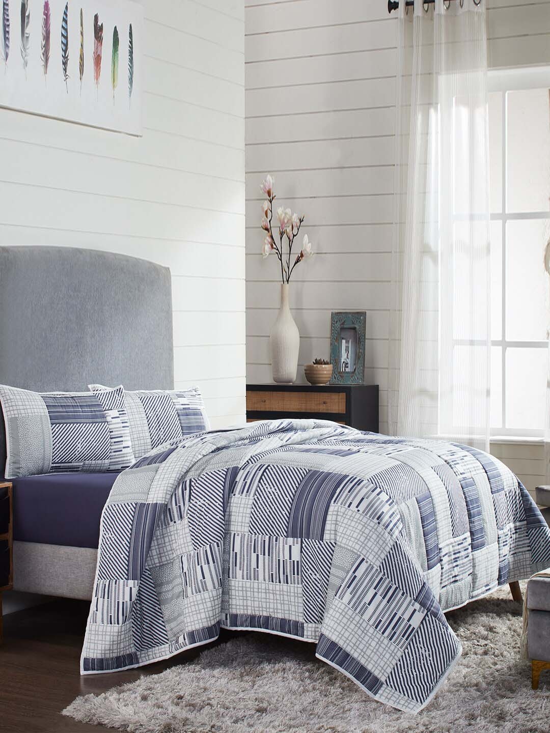 

Pano Blue & Grey GSM: 240 Abstract Printed Double King Bedding Set with 2 Pillow Cover