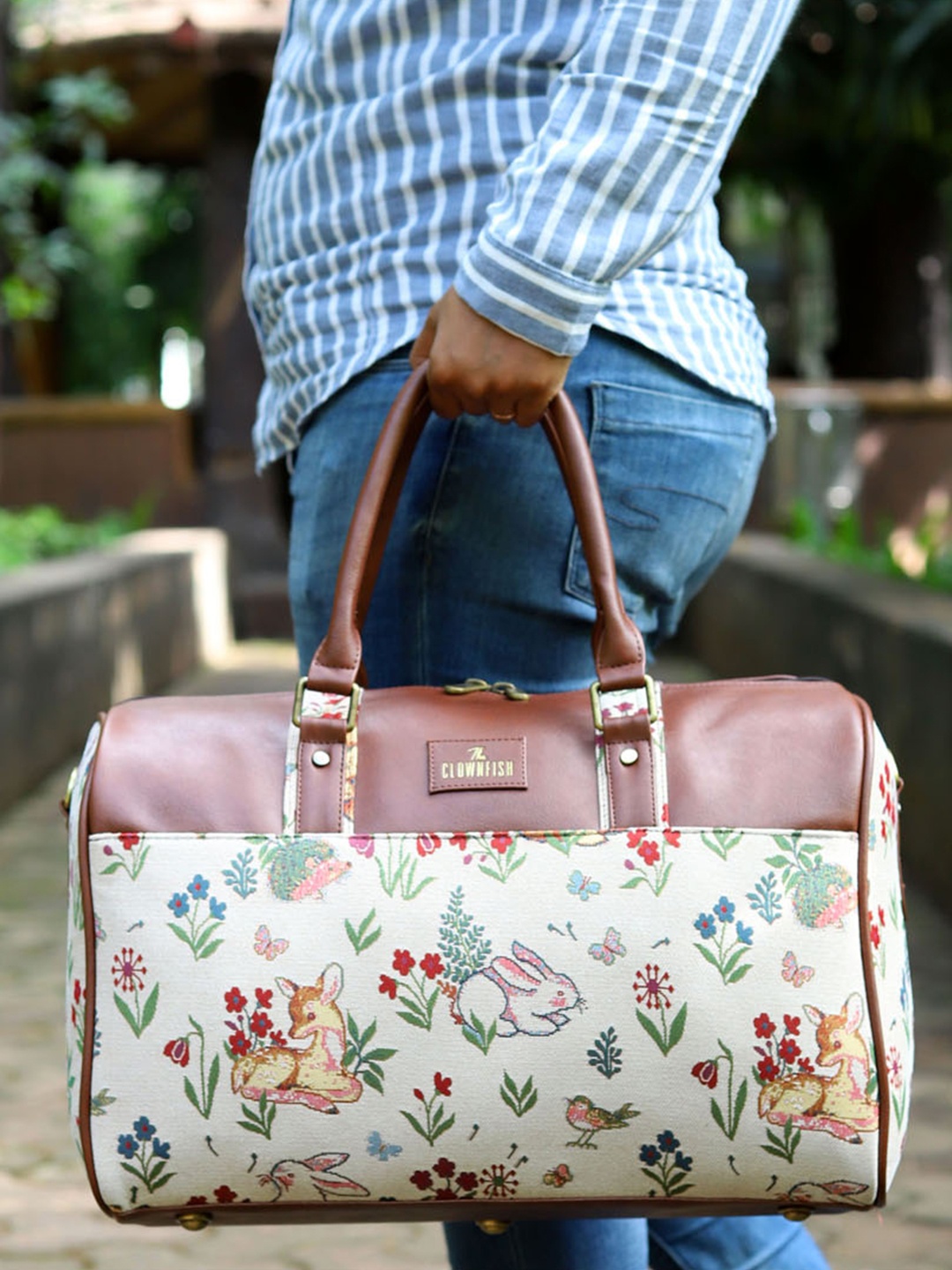 

THE CLOWNFISH Cream & Brown Printed Duffel Bag