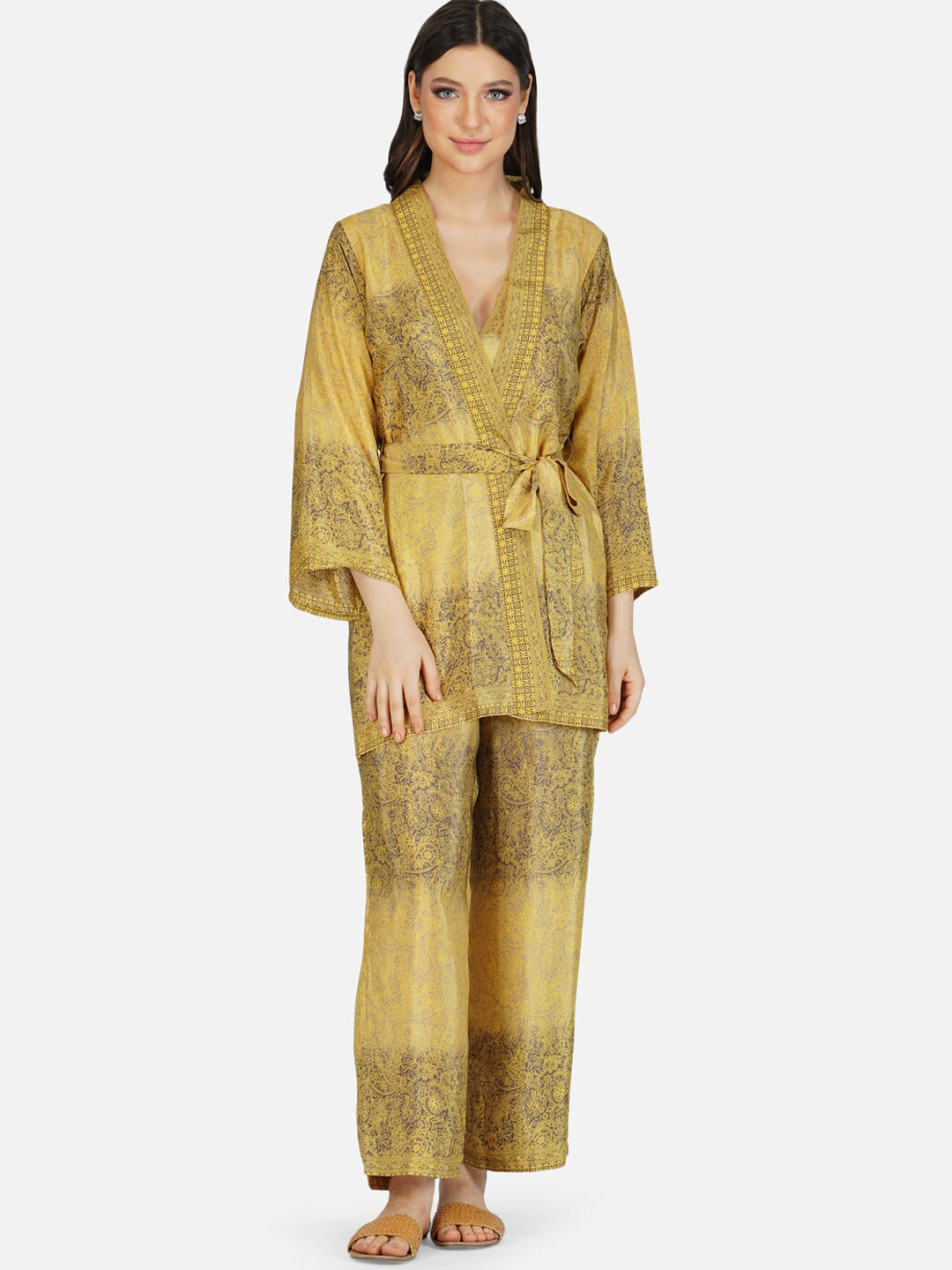 

HOUSE OF KARI Women Yellow Printed Top With Kimono and Trouser