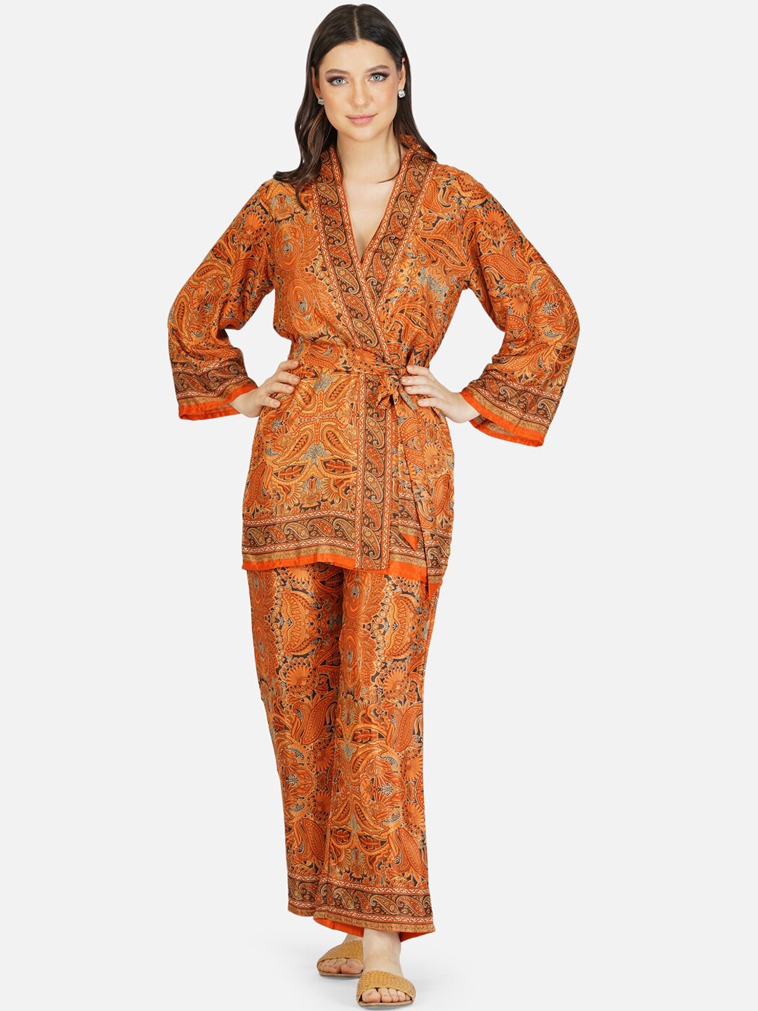 

HOUSE OF KARI Women Orange & Brown Printed Sleeveless Co-Ord Set