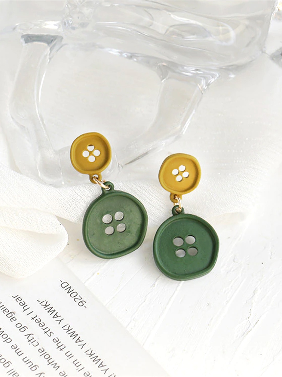 

Unwind by Yellow Chimes Women Green & Beige Contemporary Drop Earrings