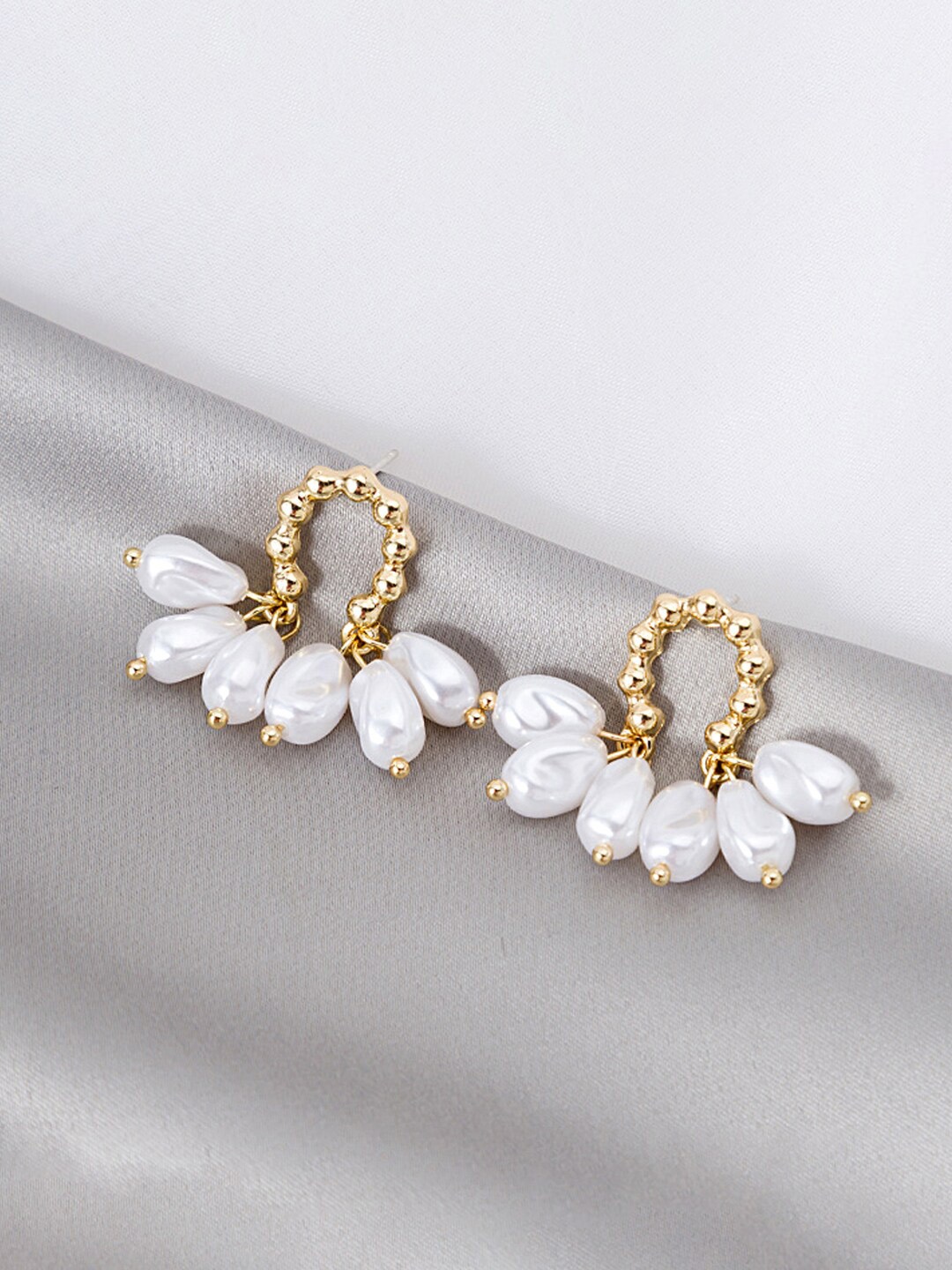 

Yellow Chimes Gold-Toned & White Oval Shape Pearl Drop Earrings