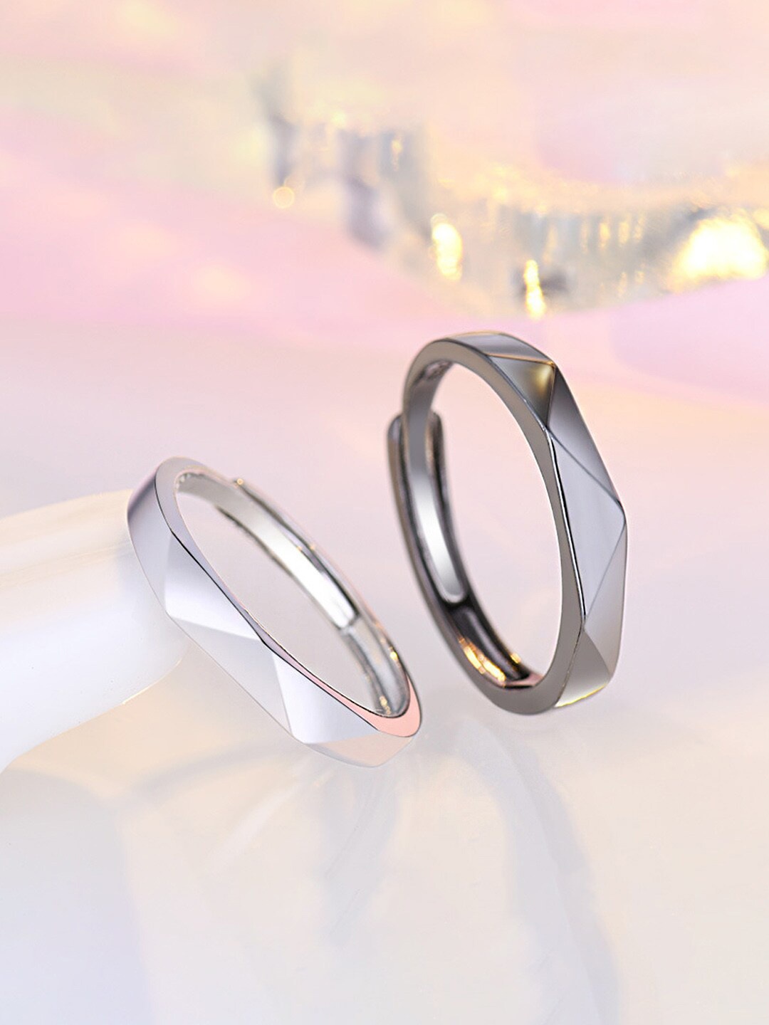 

Yellow Chimes Pack Of 2 Platinum-Plated Silver Toned Adjustable Couple Finger Ring