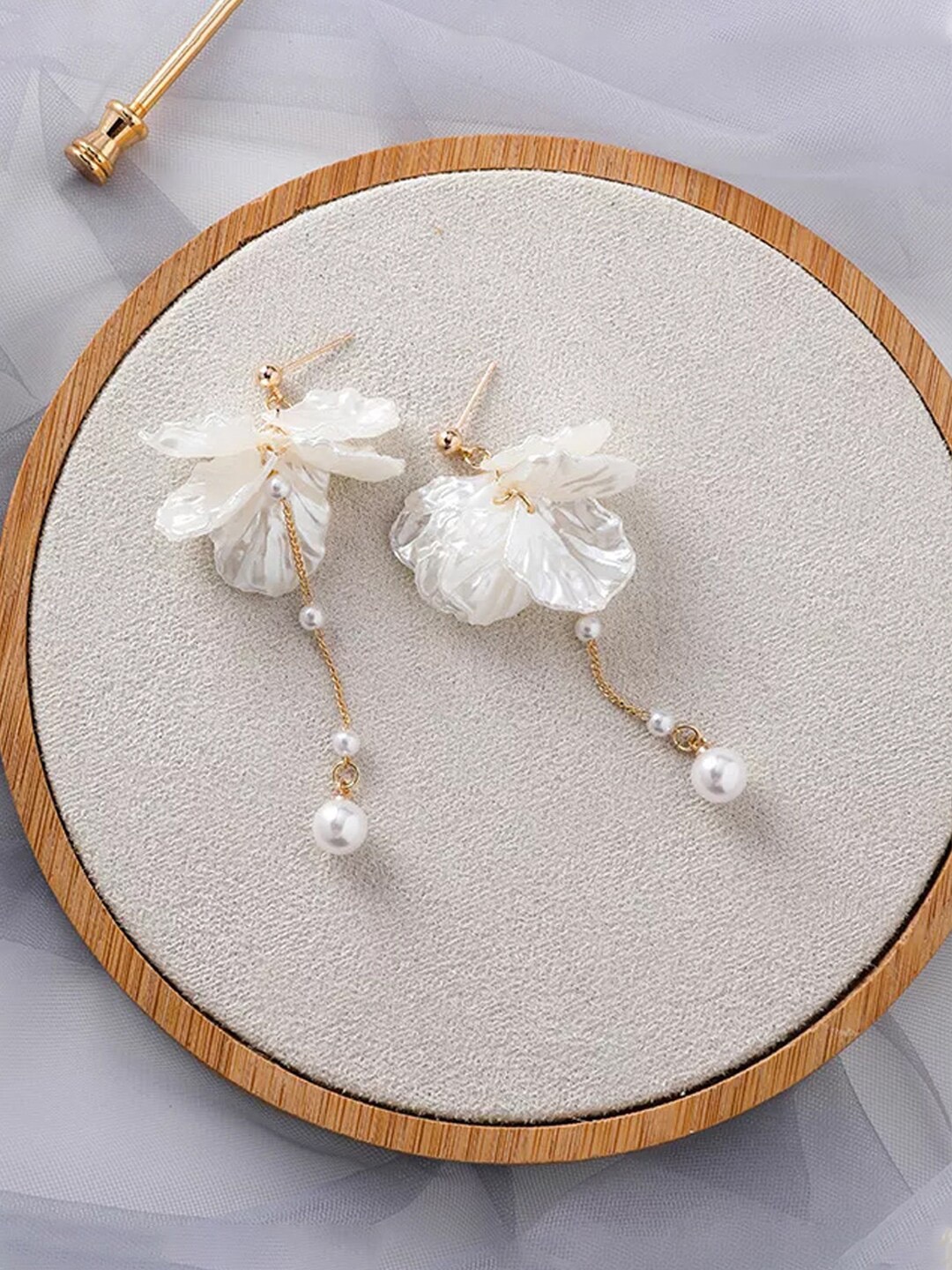 

Unwind by Yellow Chimes White Contemporary Pearl Studded Drop Earrings