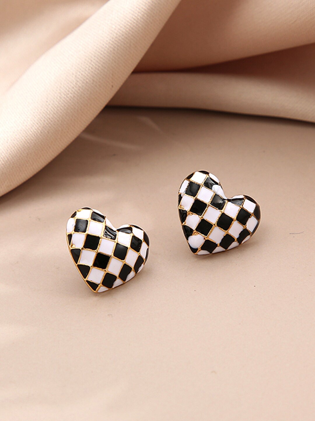 

Unwind by Yellow Chimes Gold-Plated Heart Design Stud Earrings