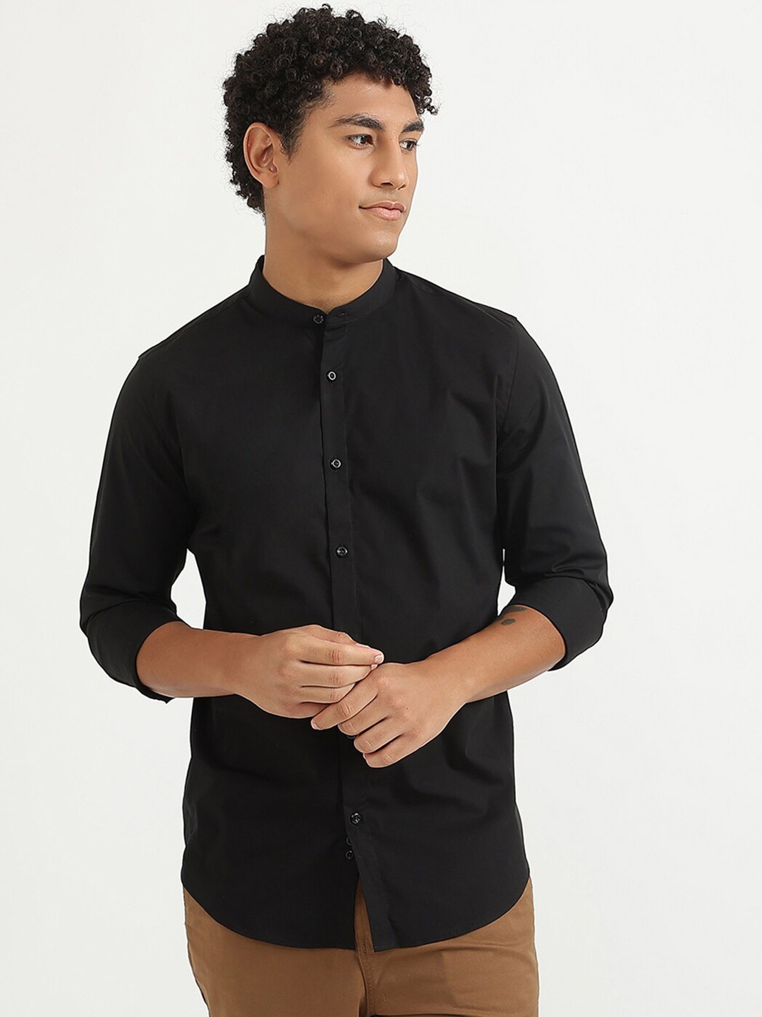 

United Colors of Benetton Men Black Slim Fit Casual Shirt