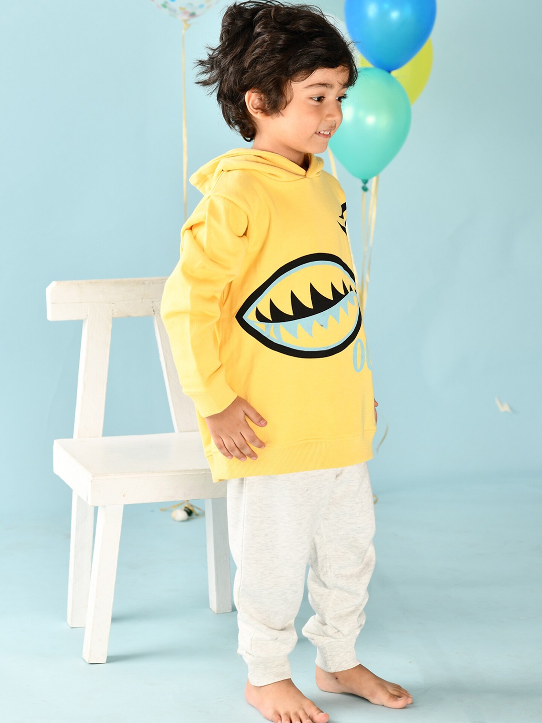 

Anthrilo Boys Printed Fleece Sweatshirt with Joggers, Yellow