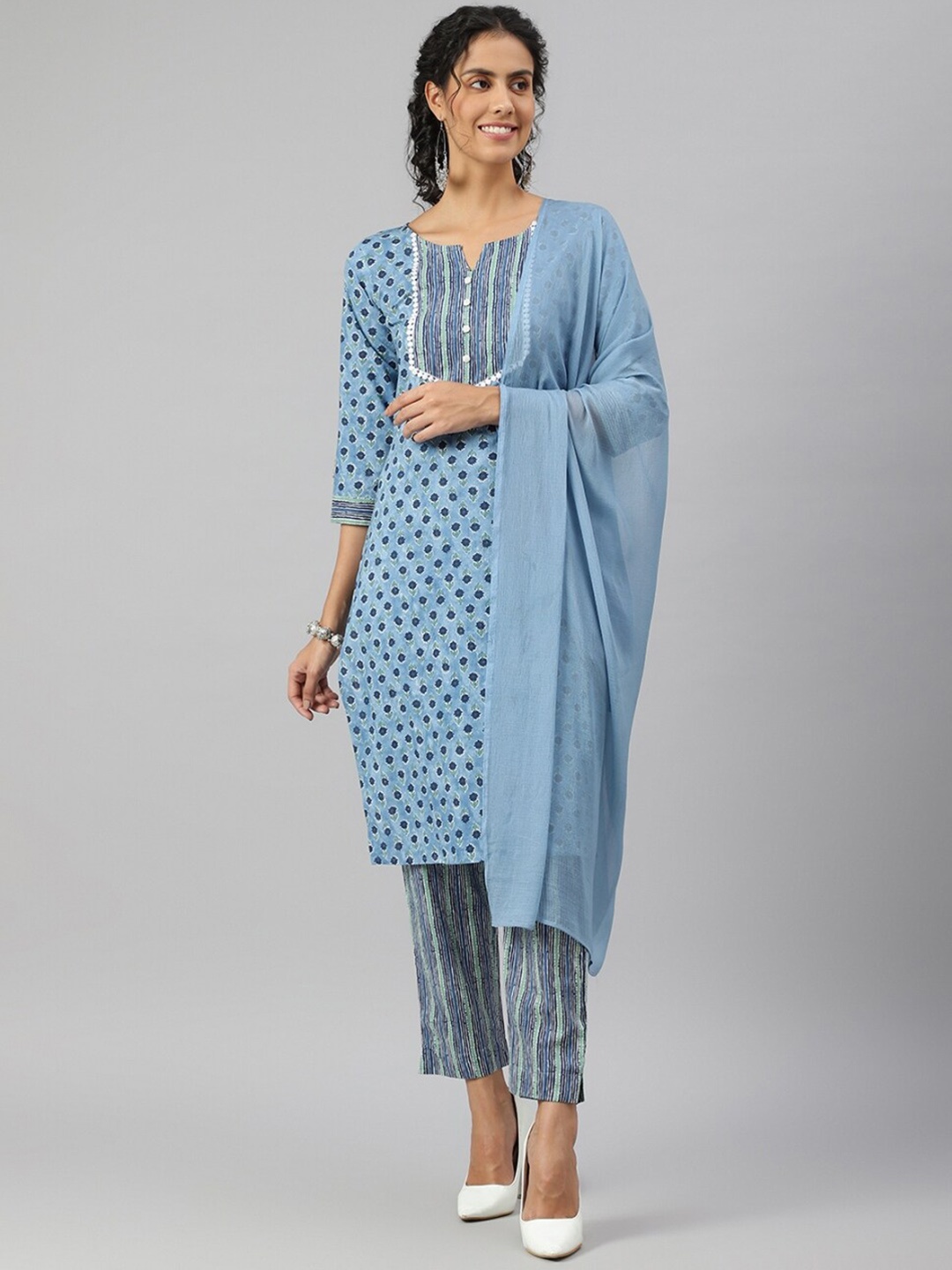 

METRO-FASHION Women Blue Panelled Pure Cotton Kurti with Trousers & With Dupatta