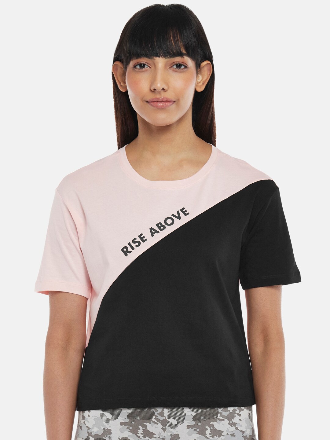 

Ajile by Pantaloons Black Colourblocked Top