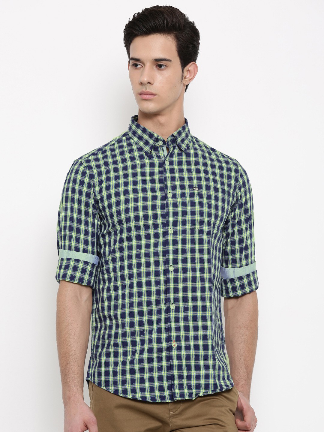 

Arrow Sport Men Navy Blue & Green Slim Fit Checked Casual Shirt