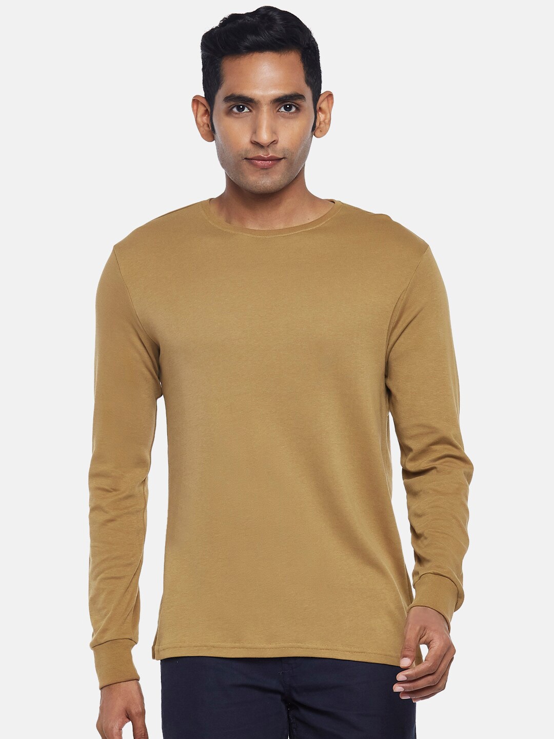 

BYFORD by Pantaloons Men Tan Solid Cotton Slim Fit T-shirt