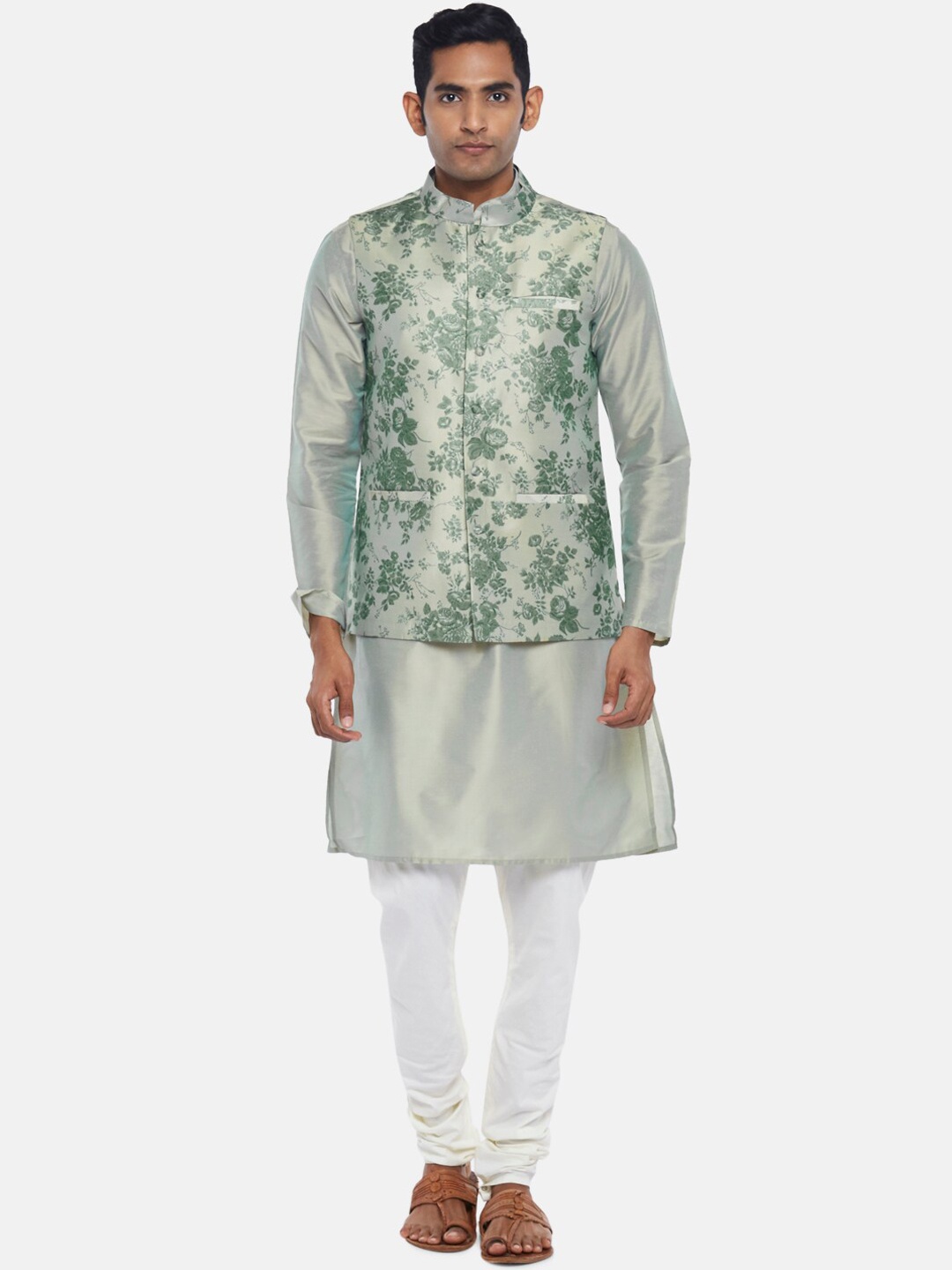 

indus route by Pantaloons Men Off White Printed Kurta with Churidar