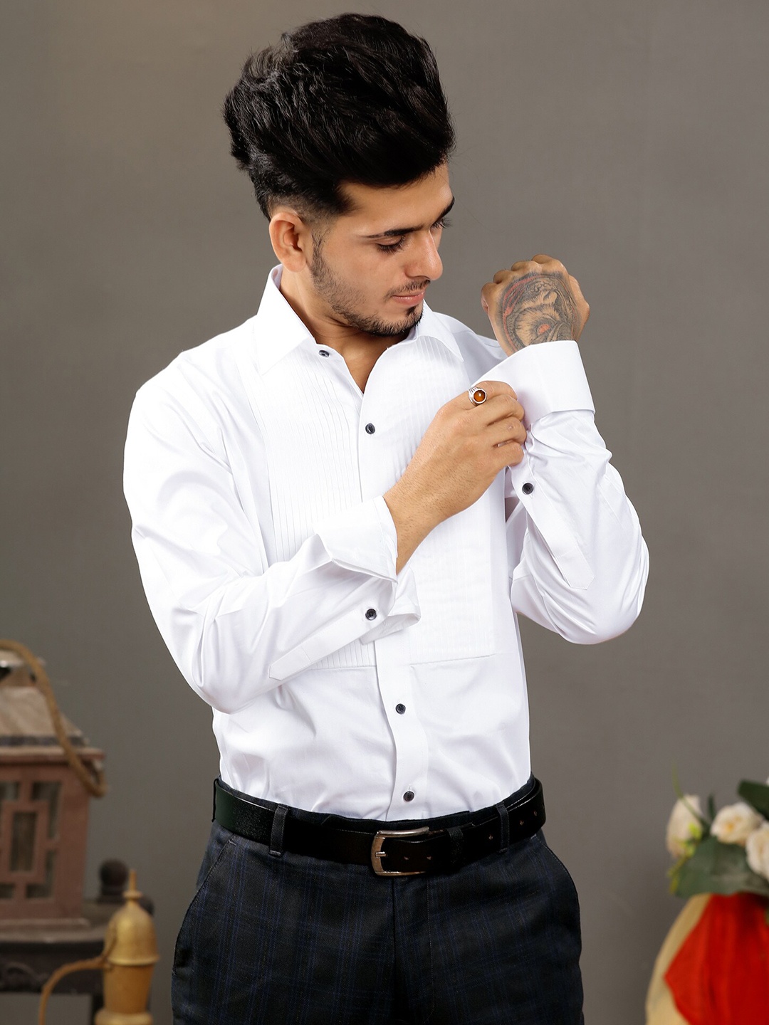 

FRENCH CROWN Men White Solid Standard Cotton Formal Shirt