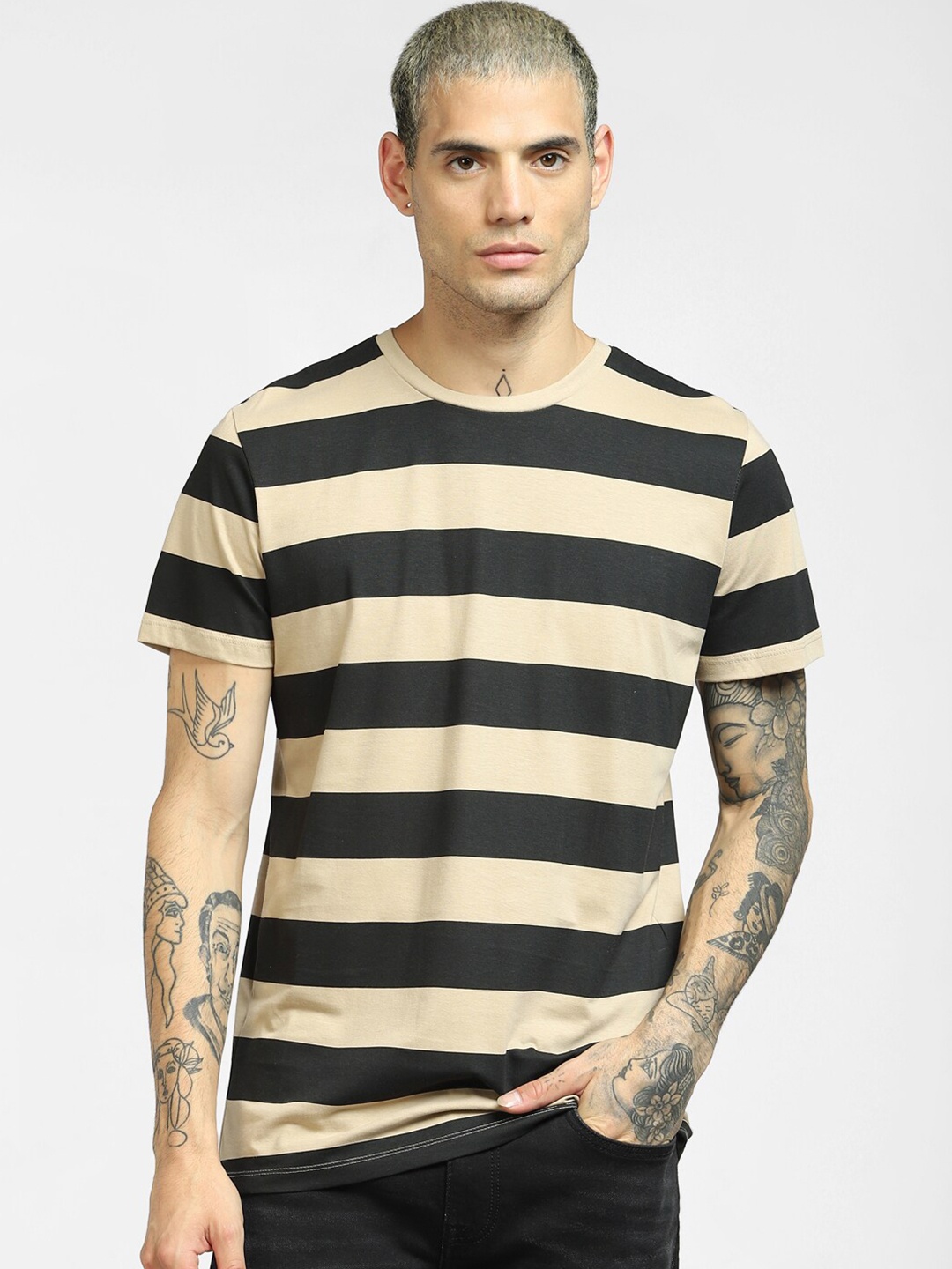 

Jack & Jones Men Beige Striped Applique T-shirt