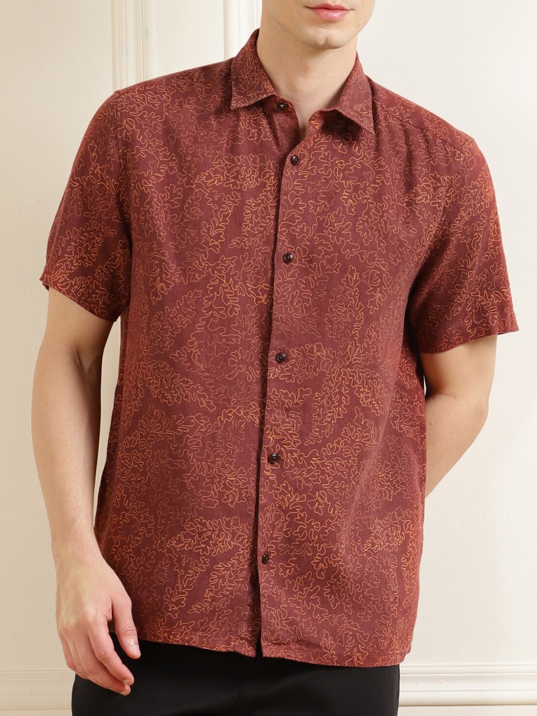 

Ted Baker Men Red Abstract Printed Casual Shirt