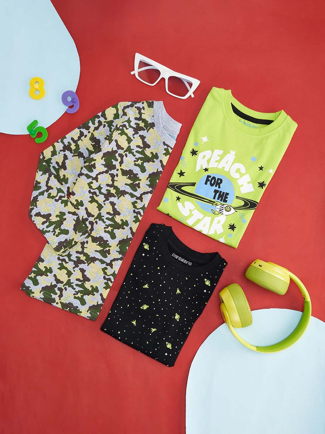 

Pantaloons Junior Pack of 3 Boys Fluorescent Green & Black Printed Cotton T-shirt