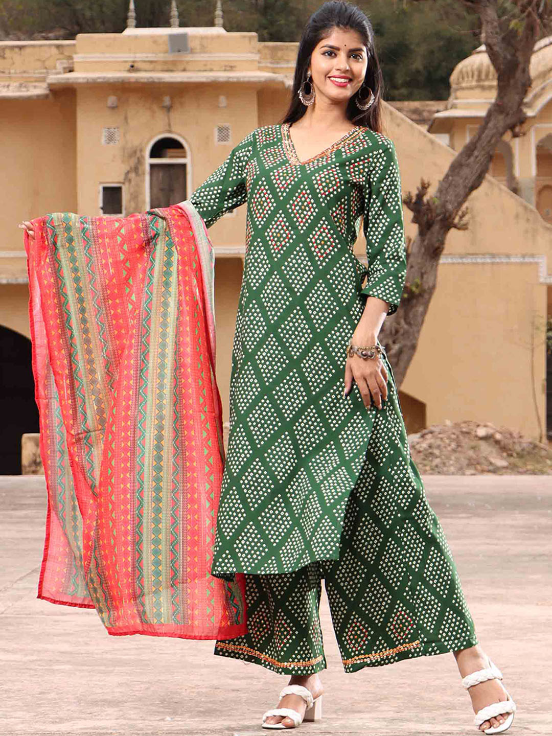 

KALINI Women Green and Red Ethnic Motifs Printed Sequinned Kurta with Palazzo & Dupatta