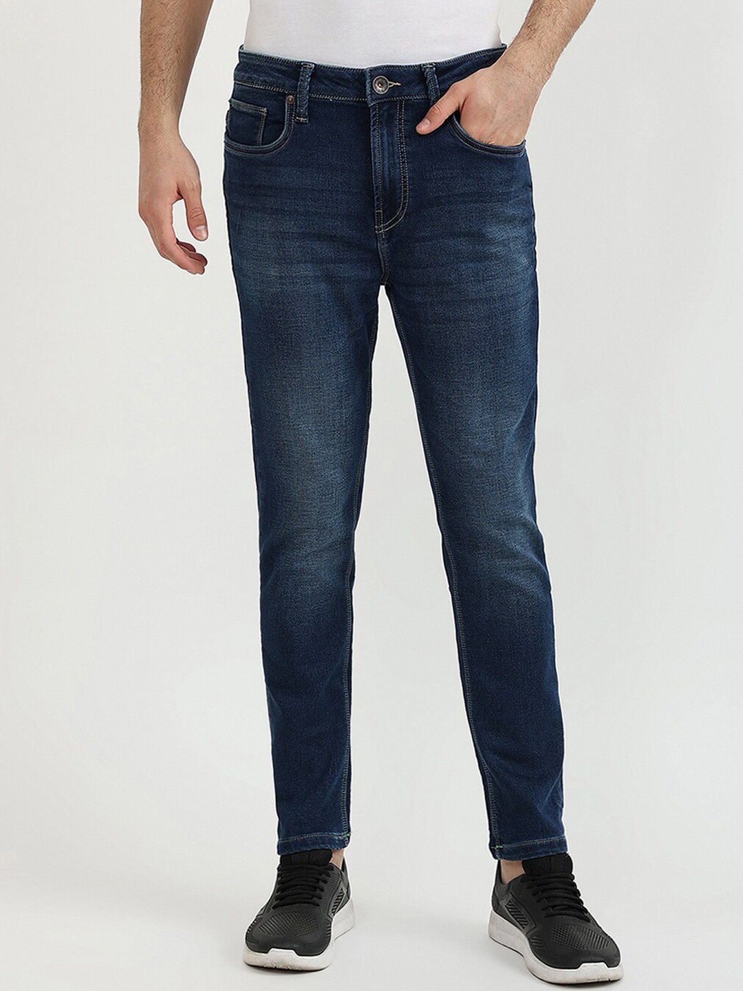

United Colors of Benetton Men Blue Slim Fit Light Fade Jeans