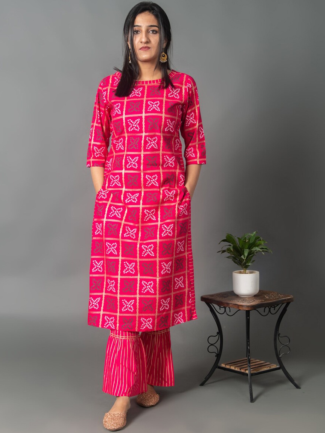 

CRAFTED FOR YOU Women Pink Bandhani Printed Kurta with Sharara