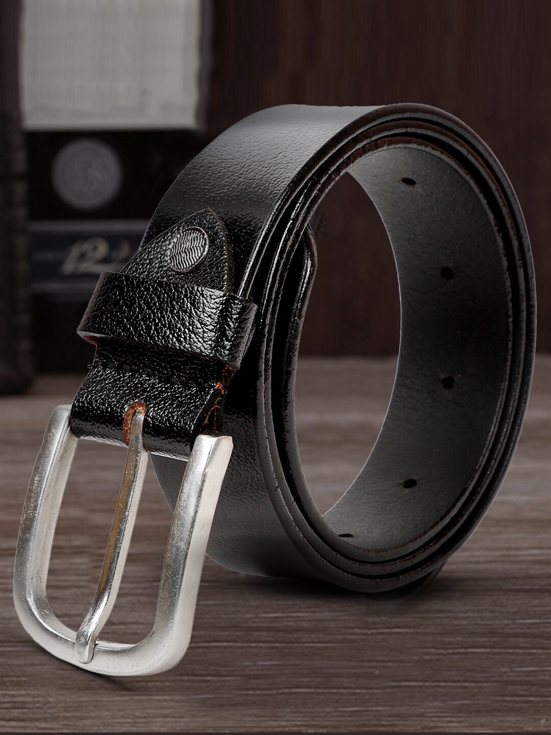 

WELBAWT Men Black Textured Leather Belt