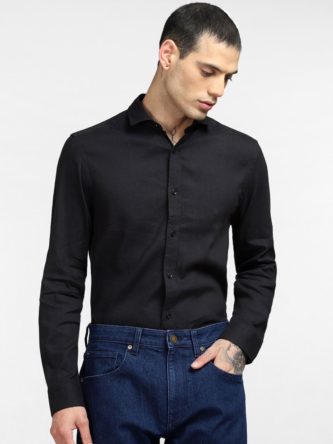 

Jack & Jones Men Black Slim Fit Grid Tattersall Checks Checked Casual Shirt