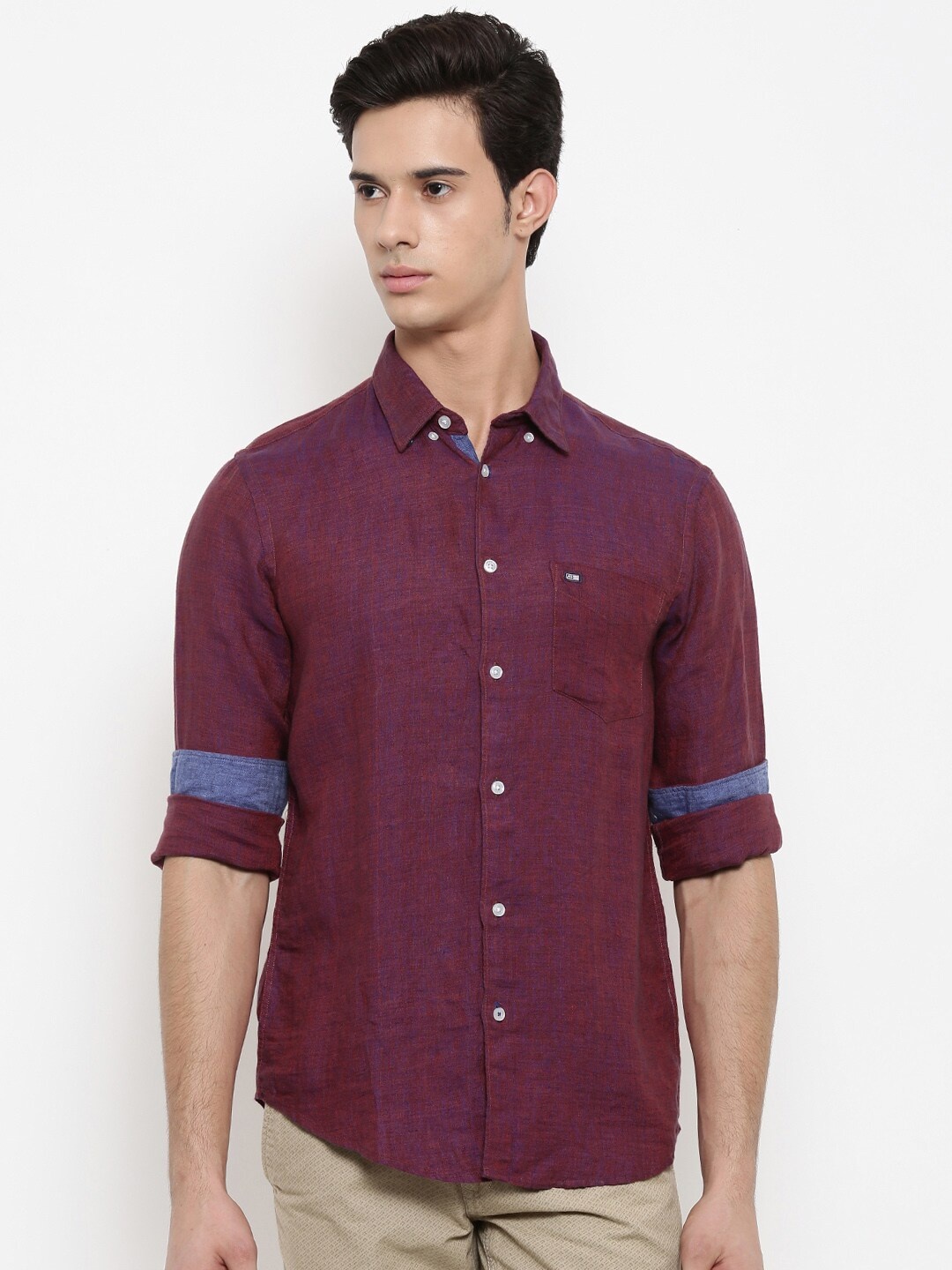 

Arrow Sport Men Red & Blue Slim Fit Solid Casual Sustainable Shirts