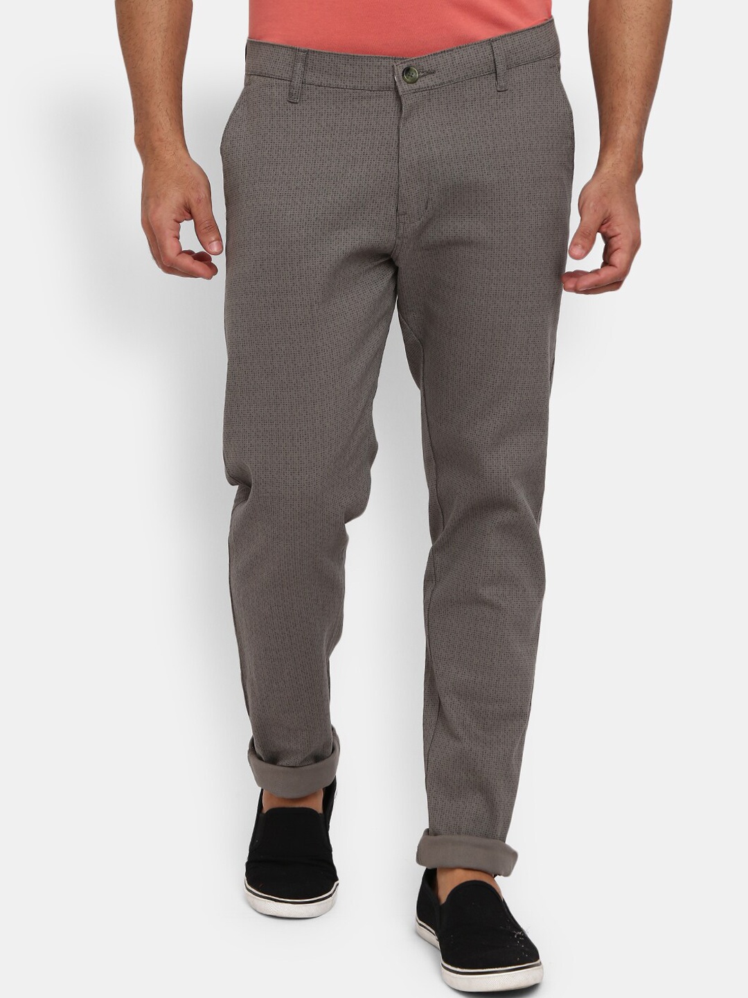 

V-Mart Men Grey Checked Slim Fit Chinos Trousers