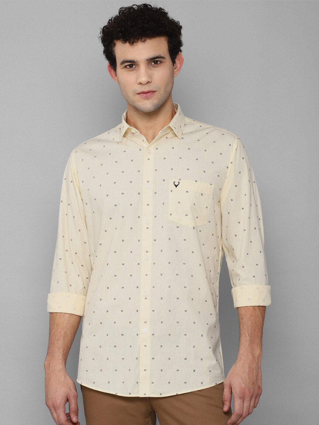 

Allen Solly Men Beige Slim Fit Printed Casual Shirt