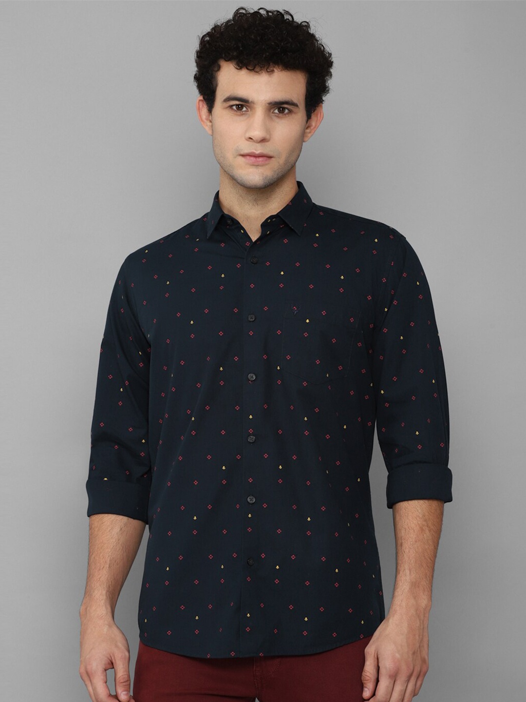 

Allen Solly Men Navy Blue Slim Fit Printed Casual Shirt