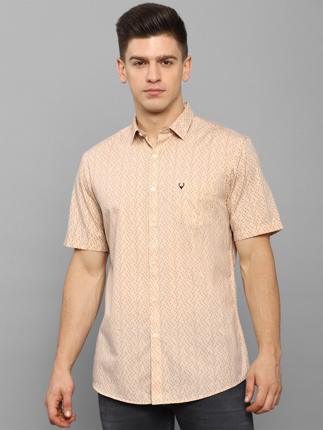 

Allen Solly Men Beige Slim Fit Printed Cotton Casual Shirt