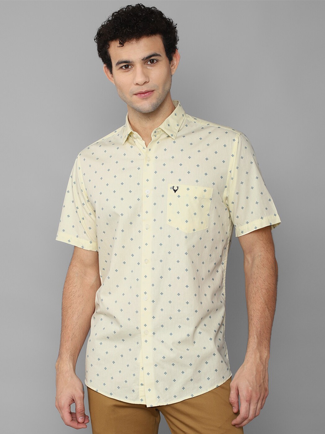 

Allen Solly Men Yellow Slim Fit Printed Casual Shirt