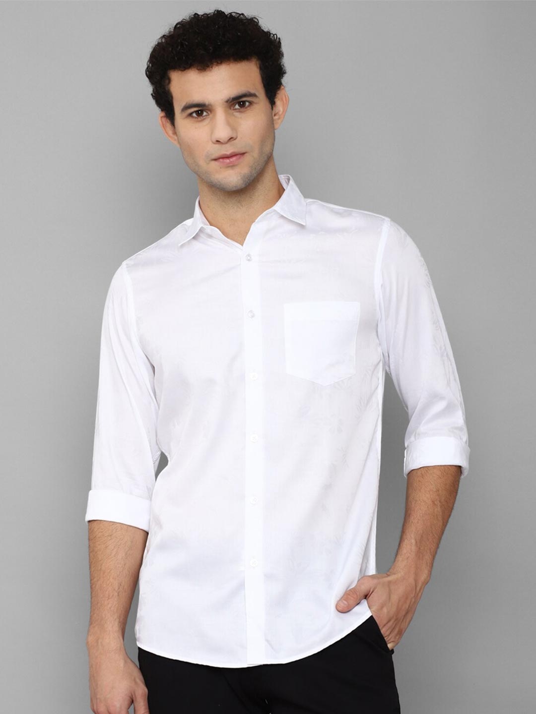 

Allen Solly Men White Slim Fit Solid Casual Shirt