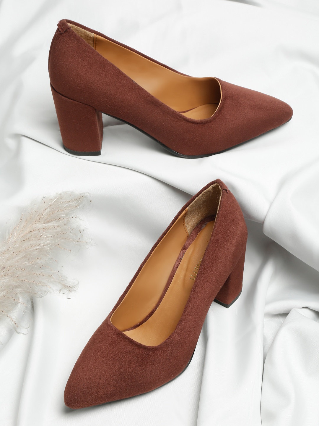 

Bruno Manetti Brown PU Block Pumps