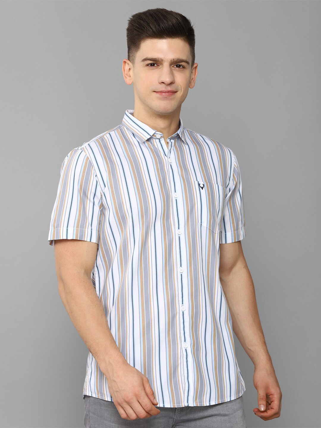 

Allen Solly Sport Men White Striped Casual Shirt