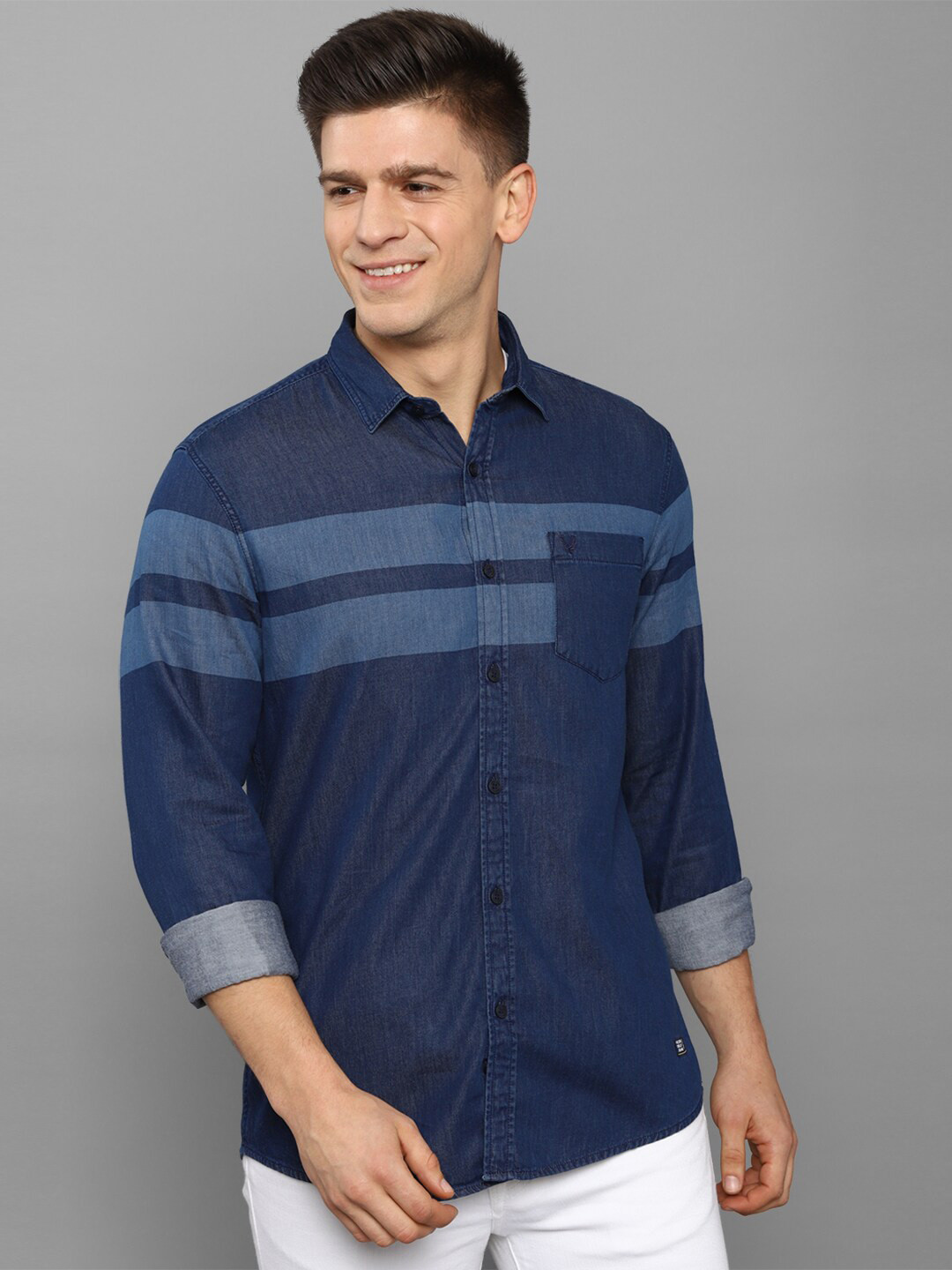 

Allen Solly Sport Men Navy Blue Regular Fit Horizontal Stripes Colorblocked Casual Shirt
